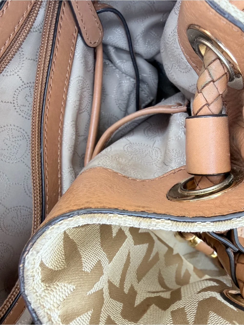 Michael Kors jet set gathered Beige Tan MK Logo Drawstring tote Shoulder Bag